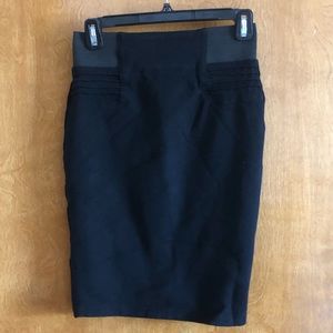Black stretchy pencil skirt